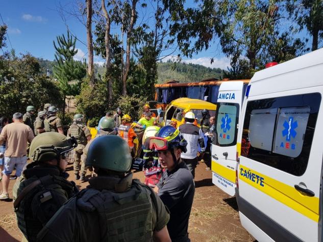 [VIDEO] Grave accidente en Cañete: choque de furgón escolar con un bus deja a una menor fallecida