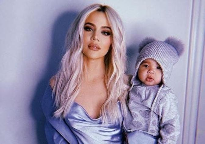 Khloé Kardashian se llena de críticas tras publicar foto de su hija rodeada de lujosas carteras