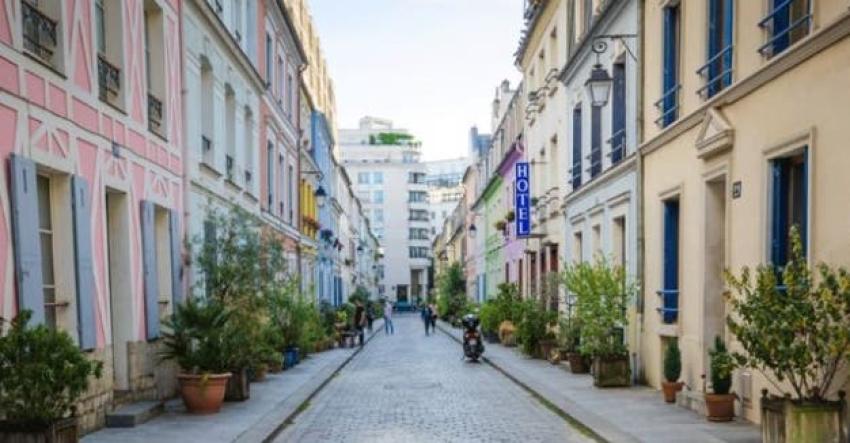 Rue Cremieux, la calle de París que se hartó de los instagramers que buscan la foto perfecta
