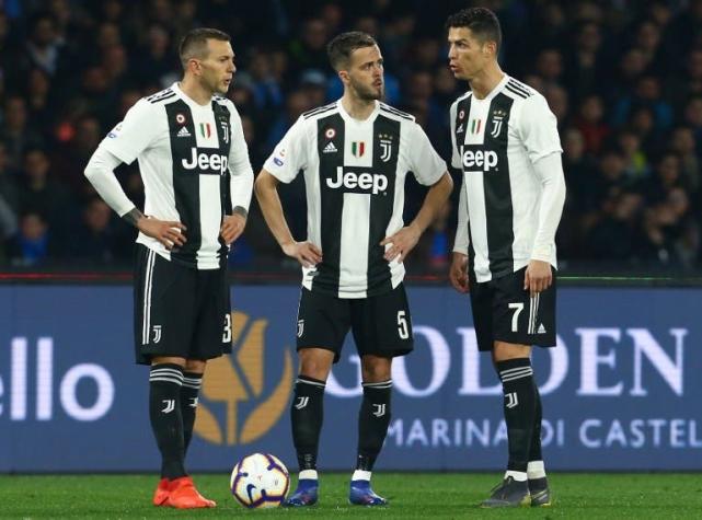 Escándalo en la Juventus: Jugadores cenaron con 60 modelos tras su derrota con el Atlético de Madrid