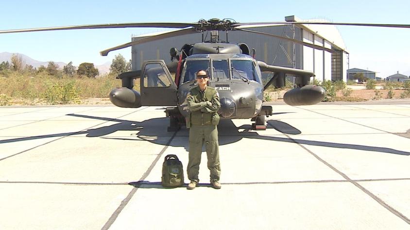 [VIDEO] 8M: La historia de la piloto chilena de helicópteros de guerra