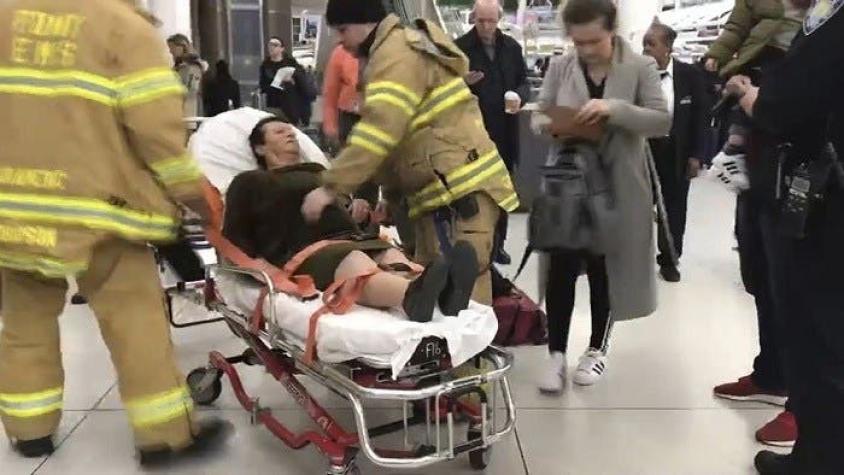 [VIDEO] Fuertes turbulencias dejan 30 heridos en un vuelo a New York