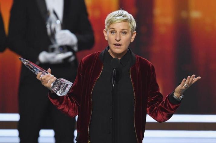 Ellen DeGeneres se anota como dama de honor de Jennifer López