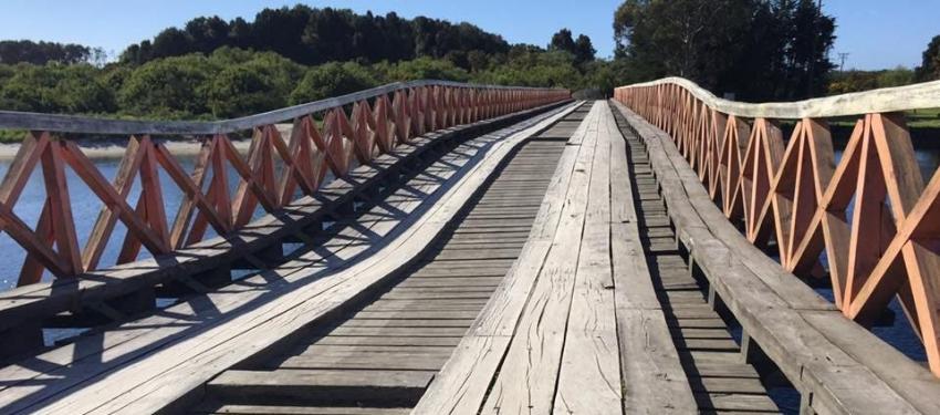 Ancud: Cerraron puente por precaución y se derrumbó días después