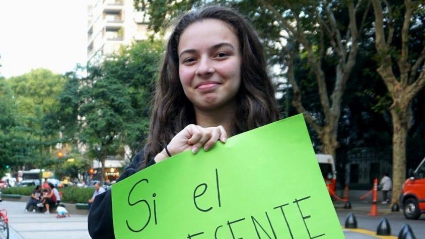 "Nos van a dejar un mundo hecho mierda", jóvenes piden acciones contra el cambio climático