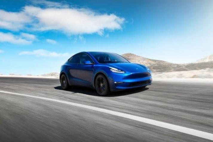 Tesla no convence al mercado con su nuevo auto y acción registra abrupta caída