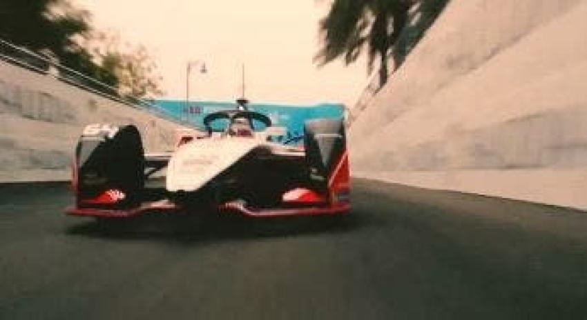 [VIDEO] Fórmula E Street Racers | Temporada 2 -  Capítulo VI