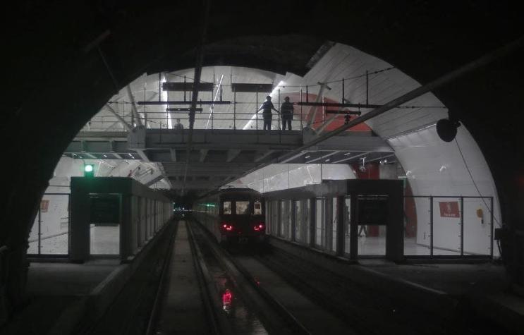 Piñera da inicio a extensión de Línea 3 del Metro: El Transantiago "comienza a quedar atrás"