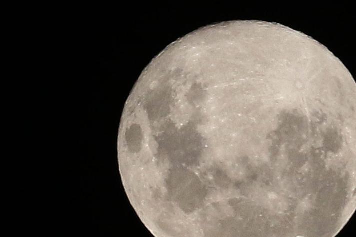 "Luna de gusano": revisa cómo y a qué hora podrás ver la superluna de equinoccio