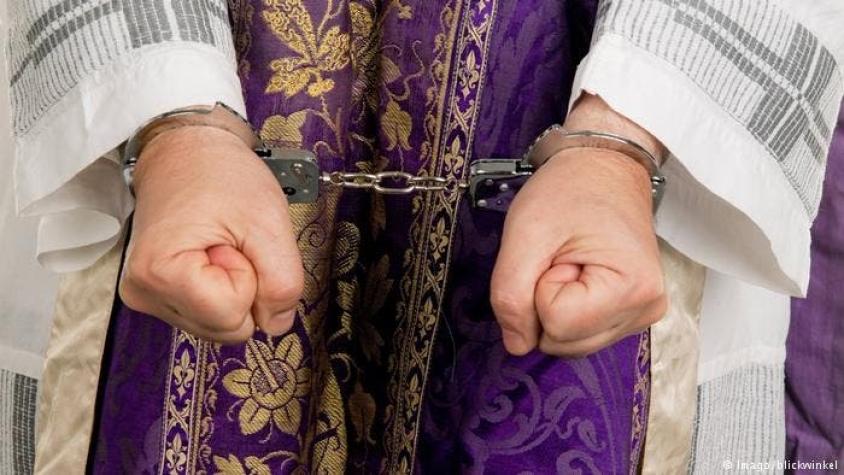 Estados Unidos: cerca de 400 religiosos acusados de pederastia en el estado de Illinois