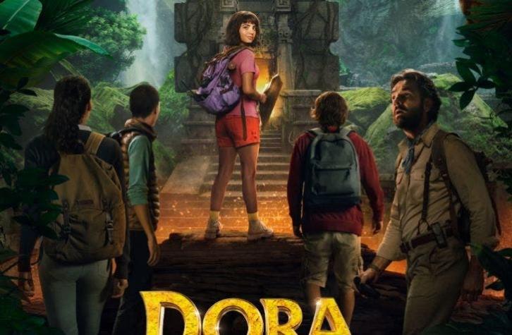 Revelan cómo lucirá el mono Botas de "Dora la exploradora" en el primer póster del live-action