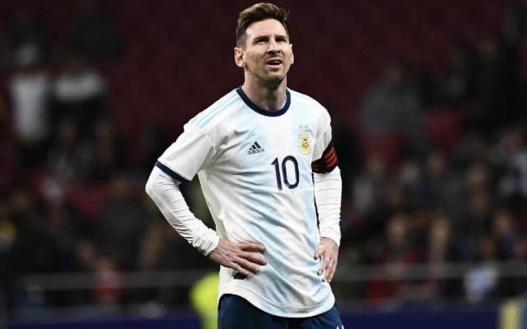 [VIDEO] Messi termina con problemas en caída ante Venezuela y será baja en próximo amistoso