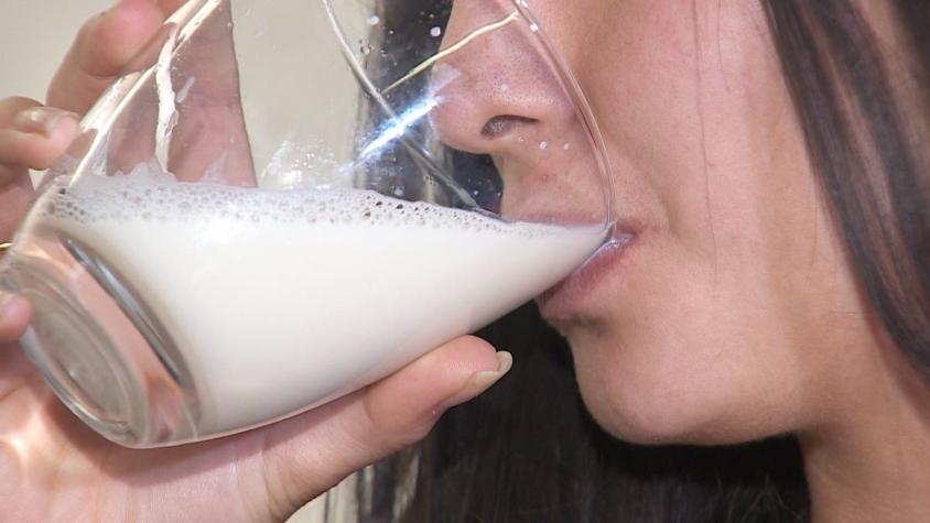 [VIDEO] Estudio Odecu revela que todas las leches aportan lo mismo sin importar el precio