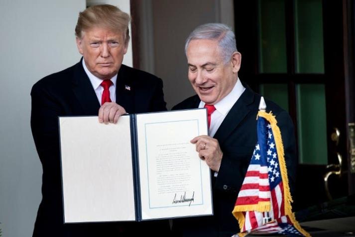Junto a su "amigo" Netanyahu, Trump reconoce soberanía israelí sobre Altos del Golán