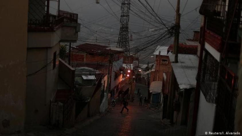 Se anuncia racionamiento eléctrico y protestas en Venezuela
