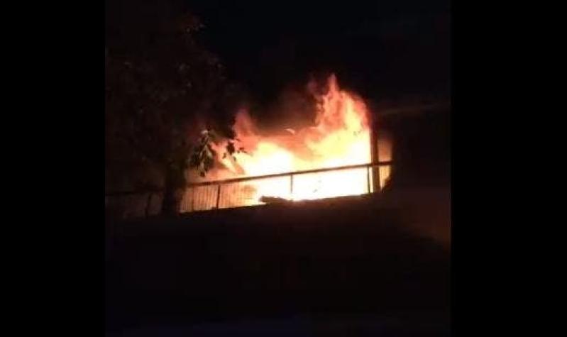 [VIDEO] Adulto mayor postrado muere tras incendio en edificio de Las Condes