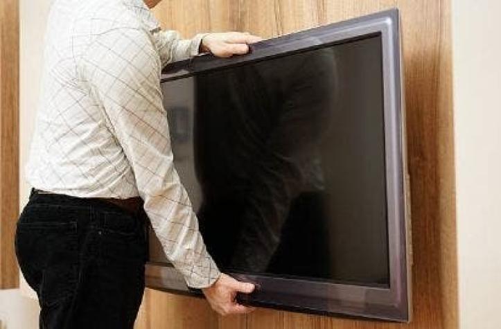 Hombre fue detenido luego de llevar a reparar el televisor que robó al taller de su propio dueño