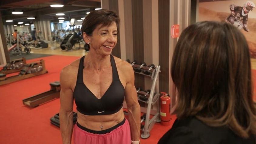 [VIDEO] La historia de la "Miss Fitness" chilena de 66 años