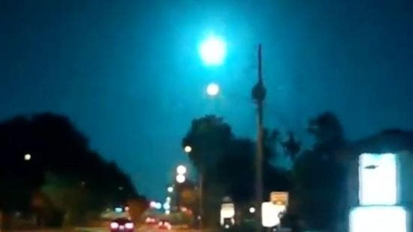 [VIDEO] Registran el momento en que cae un meteorito e ilumina el cielo en Florida