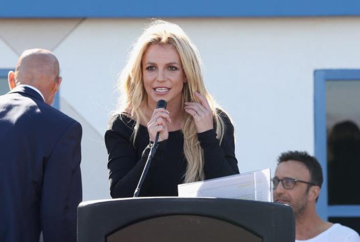 Britney Spears se interna en una clínica de salud mental tras enfermedad de su padre