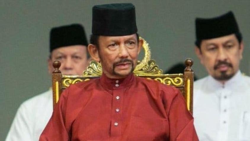 Hassanal Bolkiah, el multimillonario sultán que aprobó castigar a homosexuales en Brunéi