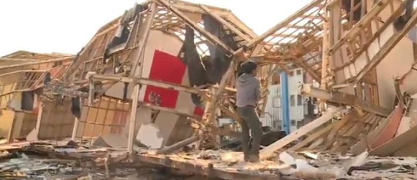 [VIDEO] Colapsa edificio abandonado tras terremoto de 2010 en San Pedro de la Paz