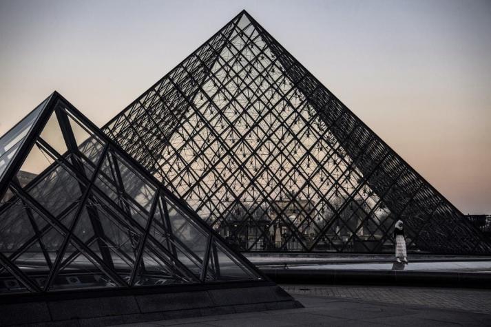 El Louvre se asocia con Airbnb para ofrecer una noche de ensueño en el museo