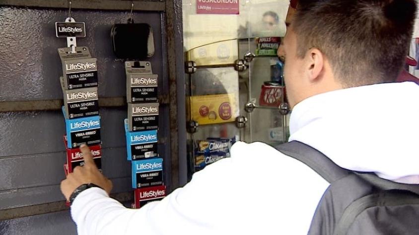 [VIDEO] Kioskos pueden vender condones en Santiago