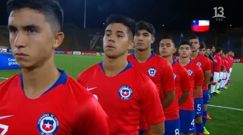 [VIDEO] El himno de Chile en el duelo de La Roja ante Perú en el Sudamericano Sub 17