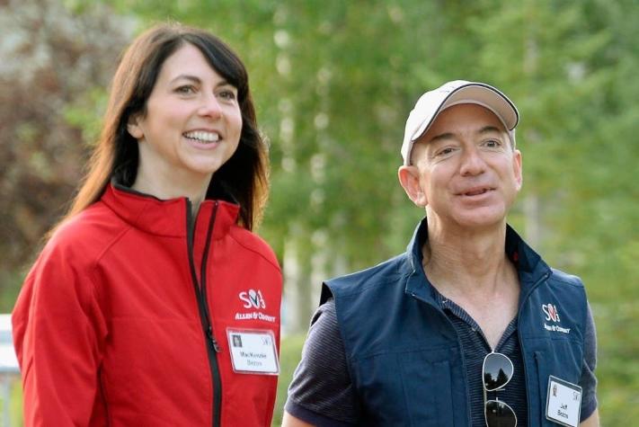 Mackenzie Bezos será la cuarta mujer más rica del mundo tras su divorcio
