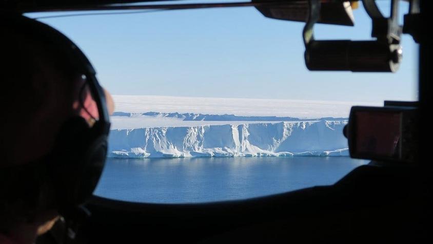 [FOTOS] El gigantesco iceberg que se está desprendiendo (y no es por el calentamiento global)
