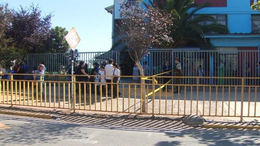 [VIDEO] Escolar muere apuñalado en la puerta de su colegio