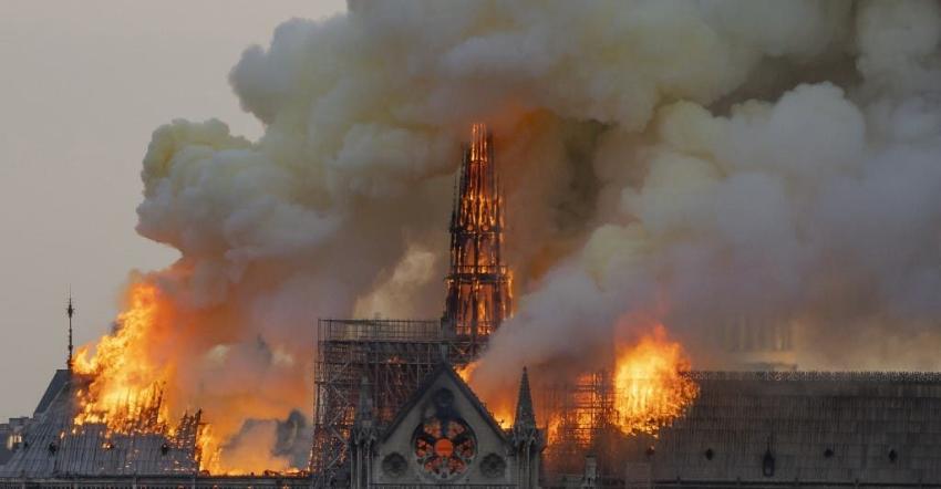 Fiscal de París habla de las primeras líneas de investigación sobre origen de incendio en Notre Dame