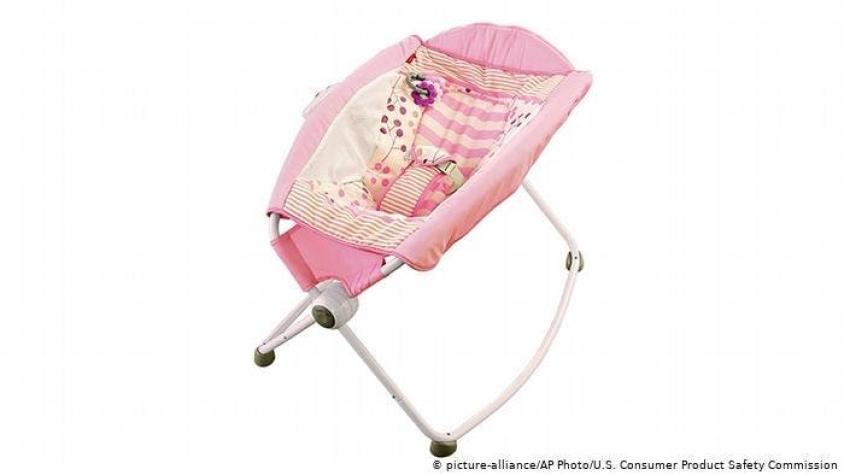 Fisher-Price retira casi 5 millones de sillas de bebé tras muertes