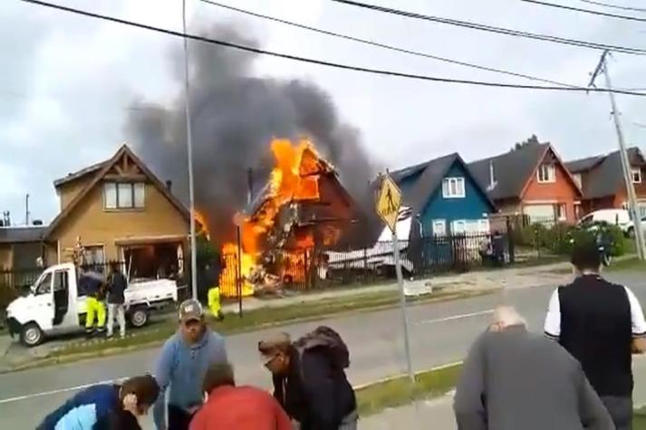 [VIDEO] Difunden registro del momento exacto en que avioneta cae sobre casa en Puerto Montt