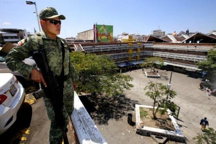 Hombres armados matan a 13 personas durante fiesta en el este de México