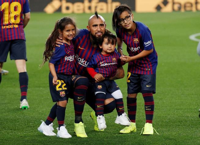 El Barcelona destaca a Arturo Vidal tras la obtención de La Liga
