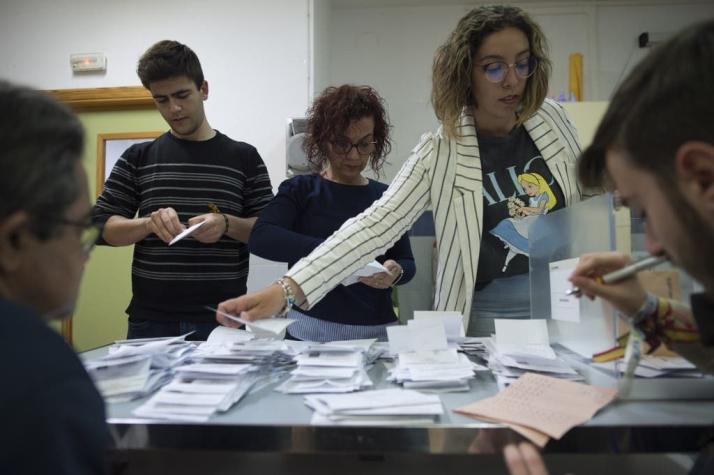 Elecciones en España: El PSOE gana los comicios con casi el 100% de los votos escrutados
