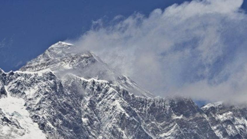 Otros tres muertos en el Everest, siete en lo que va de temporada