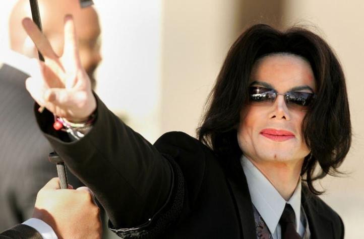 [FOTOS] ¡Todo un adolescente!: Así luce "Blanket", el tímido hijo menor de Michael Jackson