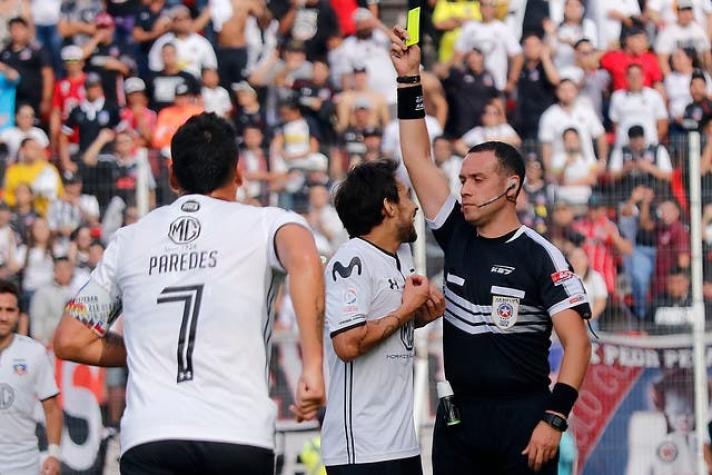 [VIDEO] ¿Apuntando al arbitraje? Las teorías de los hinchas sobre misterioso tweet de Jorge Valdivia