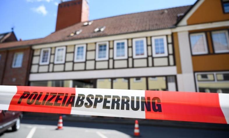 Investigan misteriosas muertes en Alemania: Víctimas fueron heridas con flechas de ballesta