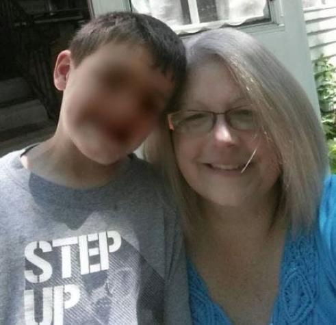 Conmoción por niño de 9 años que mató a su madre adoptiva en Estados Unidos