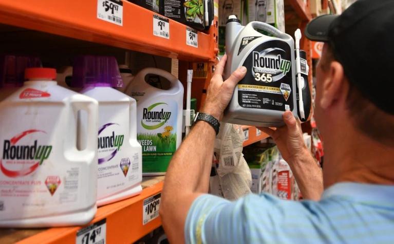 Monsanto condenada a pagar USD 2.000 millones por herbicida cancerígeno Roundup