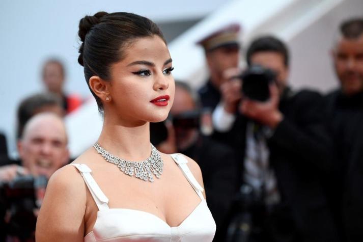 [FOTOS] Selena Gomez luce deslumbrante en la alfombra roja del Festival de Cannes