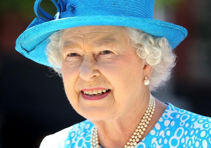 El millonario sueldo que ofrece la reina Isabel a quien le maneje sus redes sociales