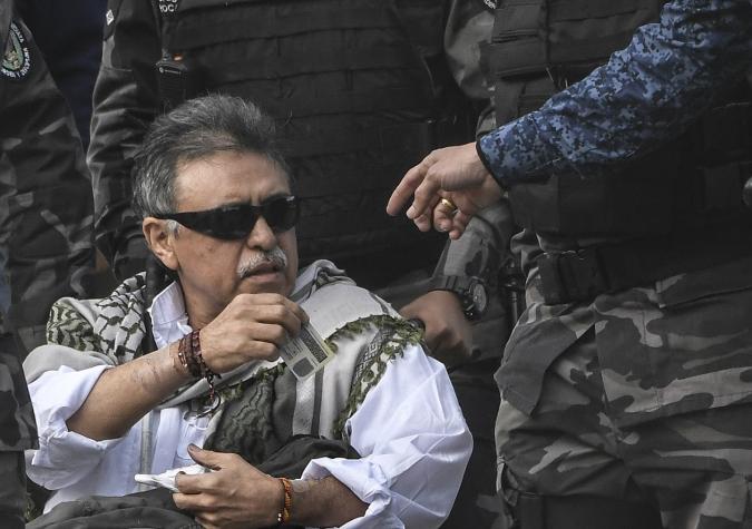 Ex líder de la FARC con orden de extradición a EEUU se encuentra en estado de gravedad en Colombia