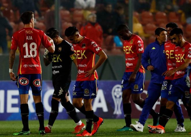 Unión Española cae goleado 0-3 ante Sporting Cristal y queda con un pie fuera de Copa Sudamericana