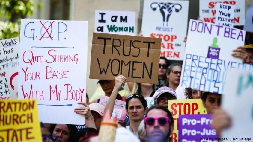 Protestas en todo Estados Unidos por la ofensiva legal contra el derecho al aborto