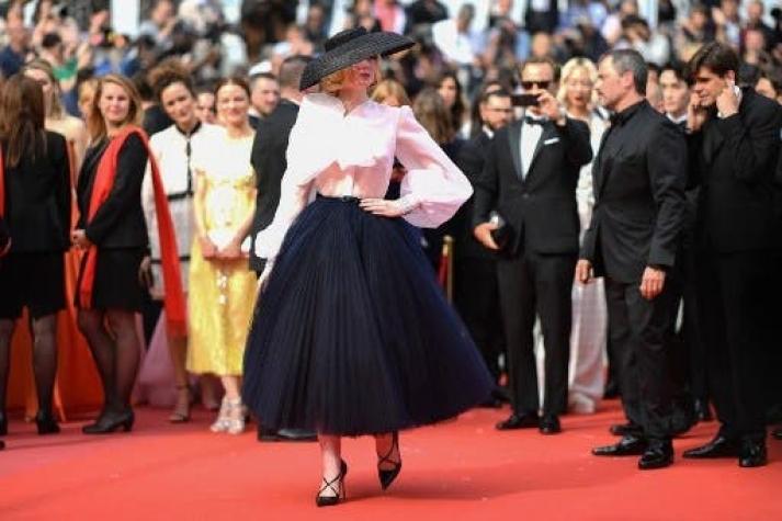 Actriz se desmaya en Festival de Cannes debido a un "vestido ajustado"